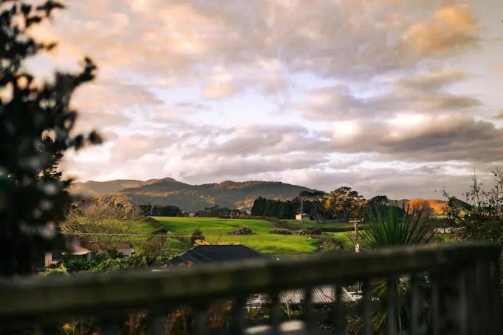 Starry Nights Cabin Fever Waikino ภายนอก รูปภาพ