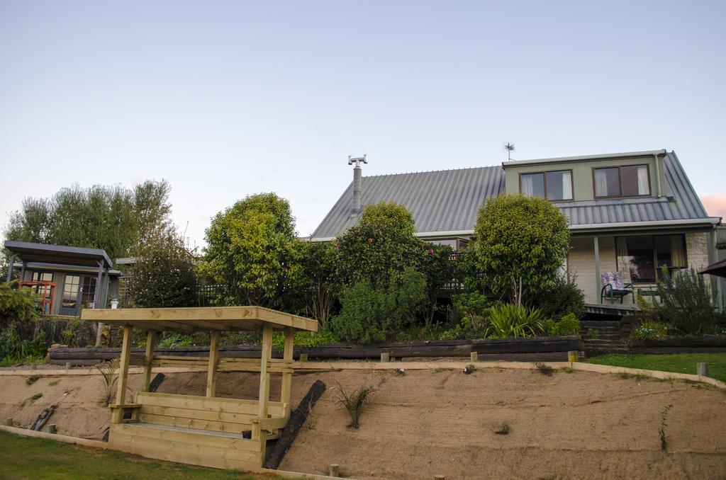 Starry Nights Cabin Fever Waikino ภายนอก รูปภาพ