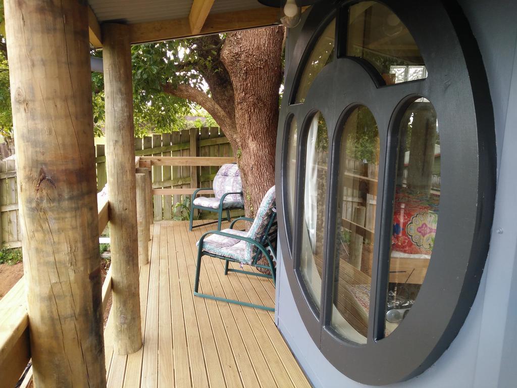 Starry Nights Cabin Fever Waikino ภายนอก รูปภาพ