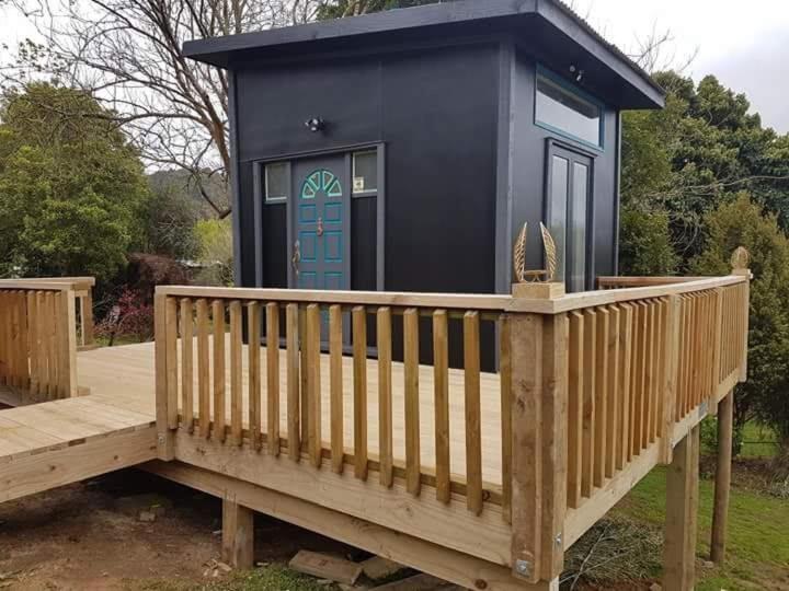 Starry Nights Cabin Fever Waikino ภายนอก รูปภาพ